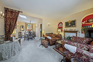 Reception Room to Dining Room- click for photo gallery